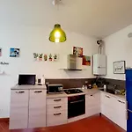 Le 5 Vie, Maggiore Appartement *