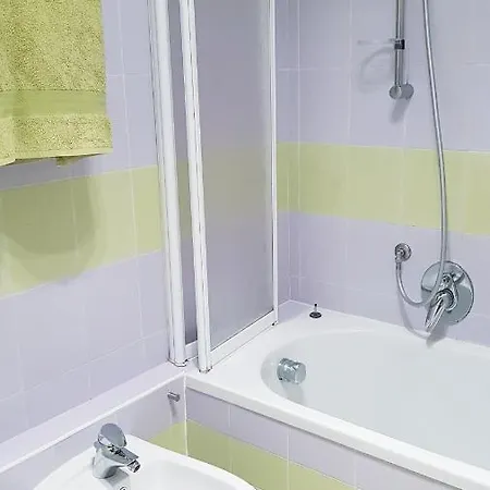 Le 5 Vie, Maggiore Appartement