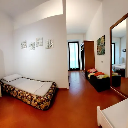 Le 5 Vie, Maggiore Lägenhet Verbania